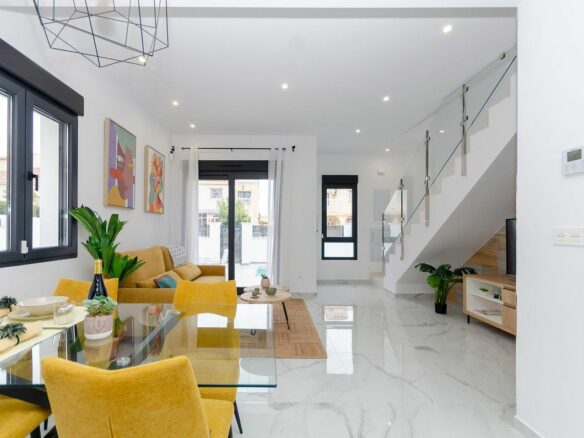 Villa Of 106 M² In Torrevieja, Spain