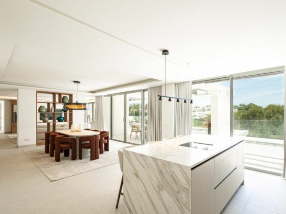 Apartment Of 307 M² In Marbella, Spain