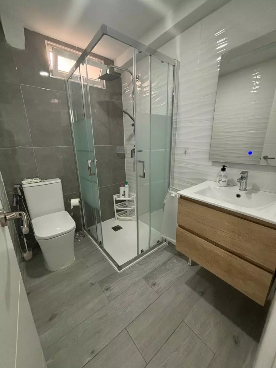 3-bedroom Apartment In Torrevieja, Spain (88 M²)
