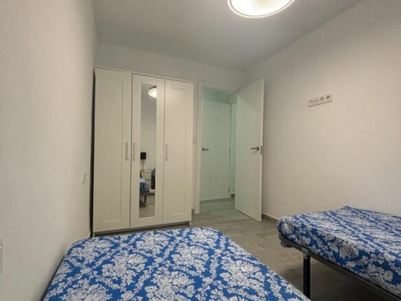 3-bedroom Apartment In Torrevieja, Spain (88 M²)