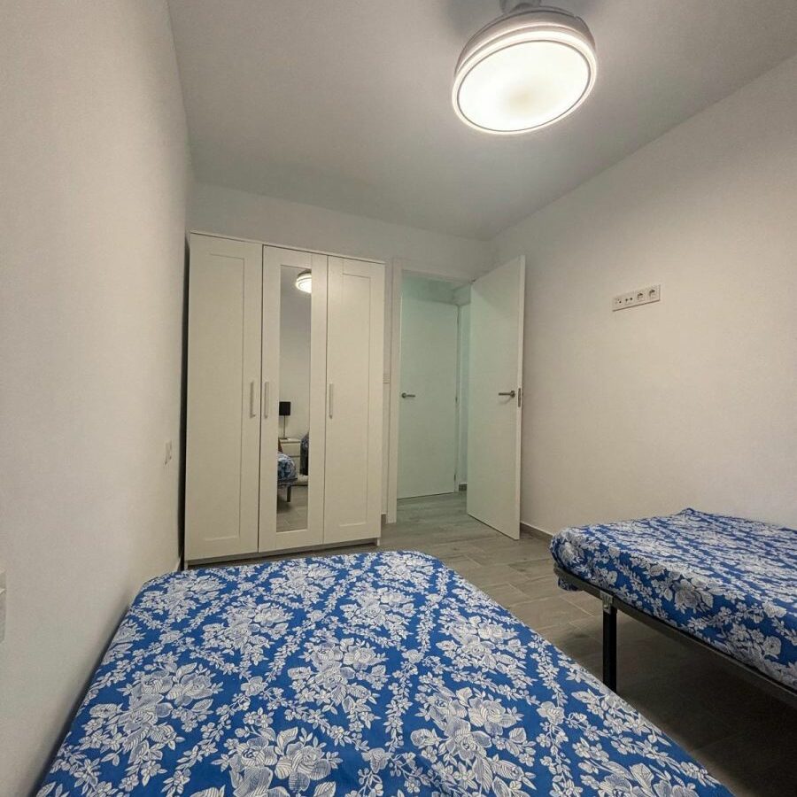 3-bedroom Apartment In Torrevieja, Spain (88 M²)