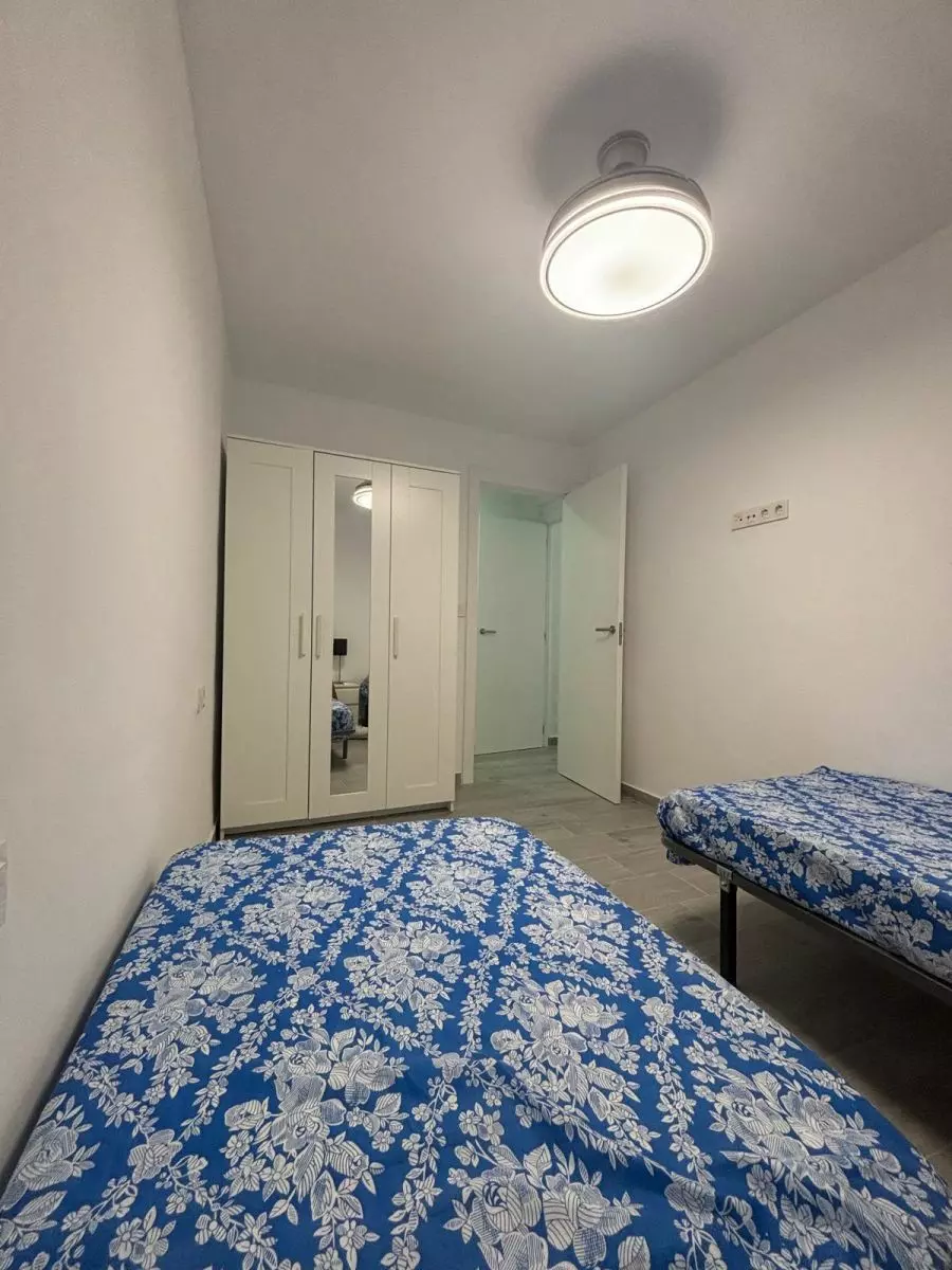 3-bedroom Apartment In Torrevieja, Spain (88 M²)