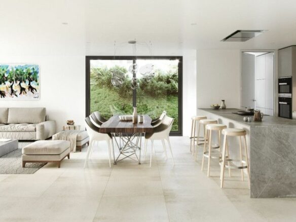 Apartment Of 136 M² With Sea Views In Estepona, Spain