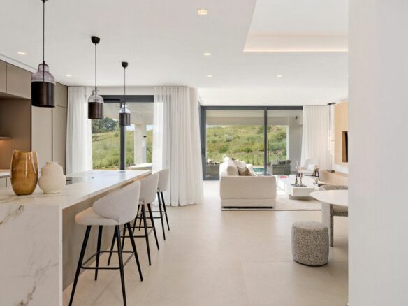 3-bedroom Villa In Casares, Spain (226 M²)