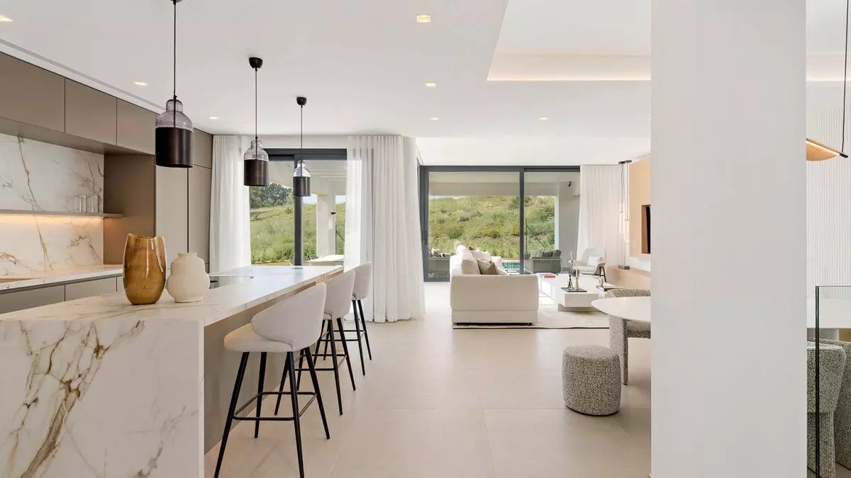 3-bedroom Villa In Casares, Spain (226 M²)