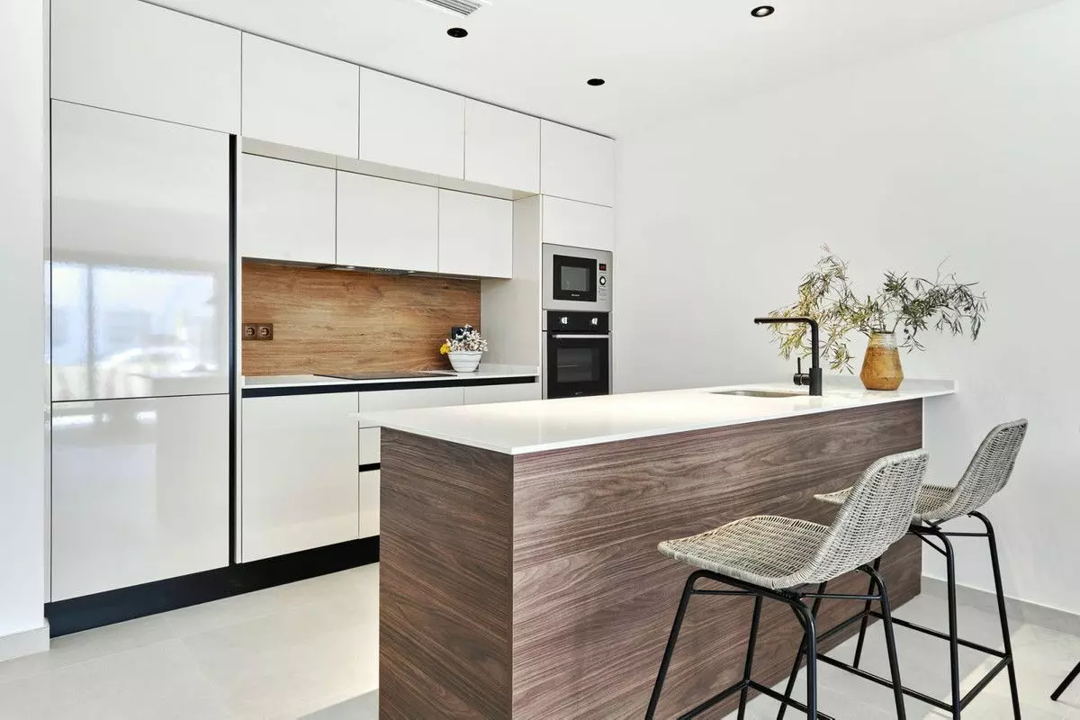 Apartment Of 103 M² In Torrevieja, Spain