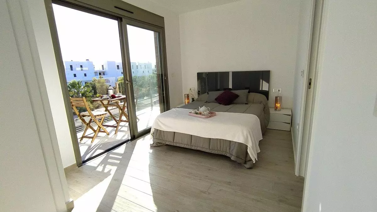3-bedroom Villa In Orihuela Costa, Spain (185 M²)