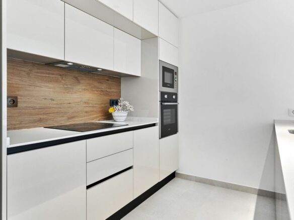 Apartment Of 103 M² In Torrevieja, Spain