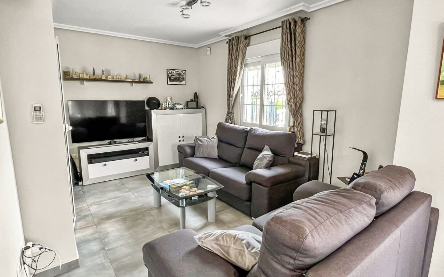 3-bedroom Villa In Orihuela Costa, Spain (140 M²)