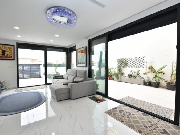 3-bedroom Villa In Los Montesinos, Spain (108 M²)