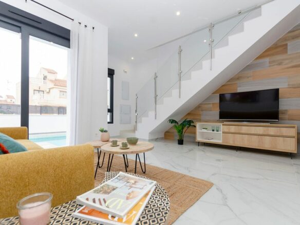 Villa Of 106 M² In Torrevieja, Spain