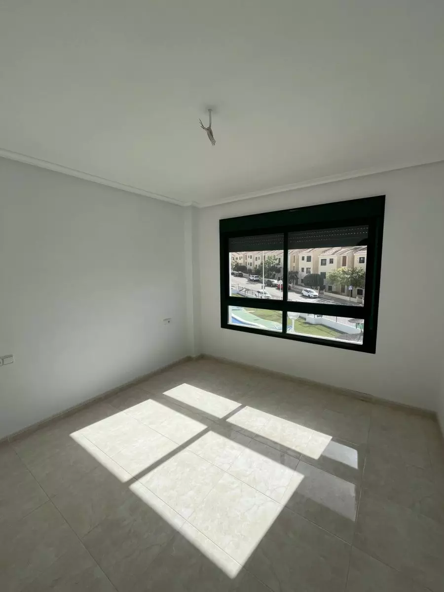 Apartment Of 110 M² In Orihuela Costa, Spain