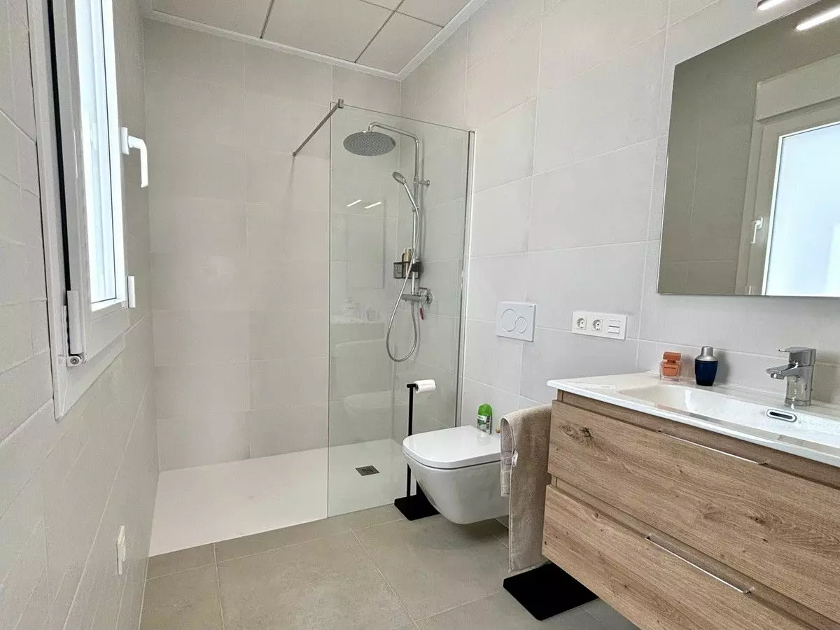 Villa Of 120 M² In Benijofar