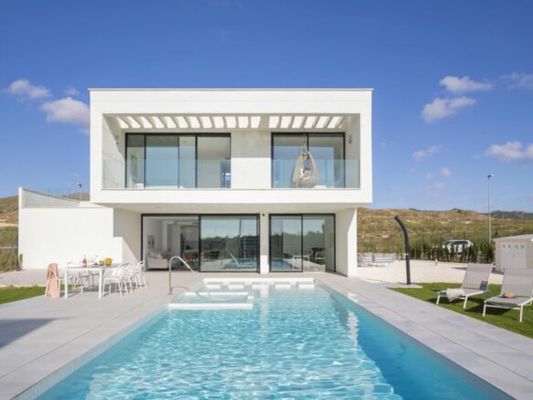 4-bedroom Villa In BaÑos Y Mendigo, Spain (246 M²)