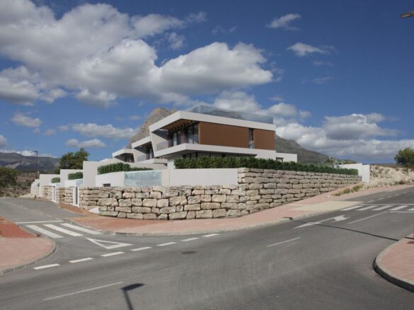 Villa Of 142 M² In Finestrat, Spain