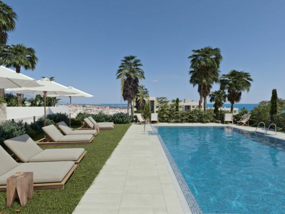 Apartment Of 105 M² In Estepona, Spain