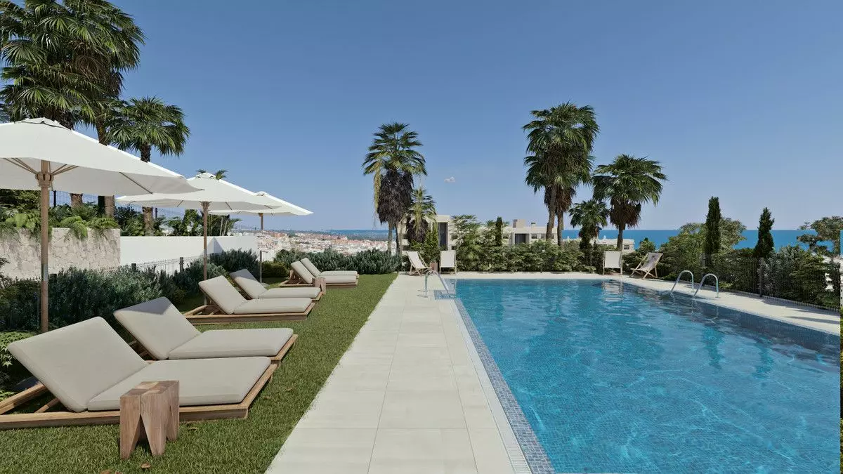 Apartment Of 105 M² In Estepona, Spain