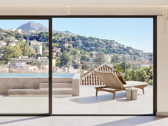 Apartment Of 178 M² In Málaga, Spain