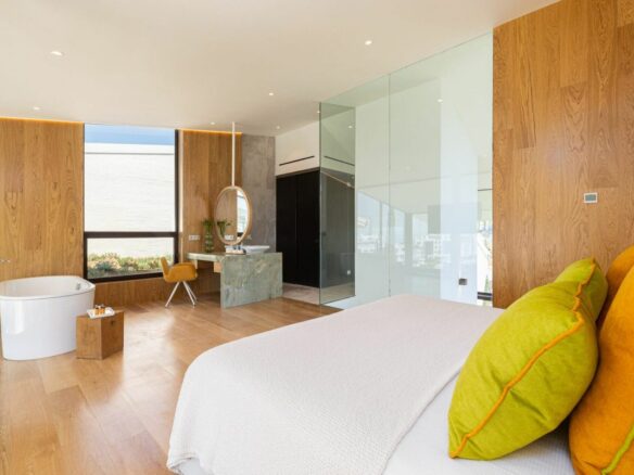 Villa Of 400 M² In Fuengirola, Spain