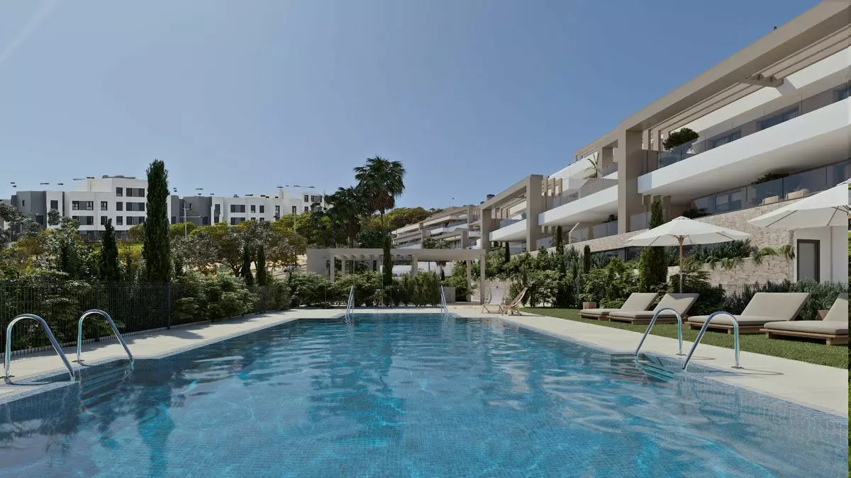 Apartment Of 105 M² In Estepona, Spain