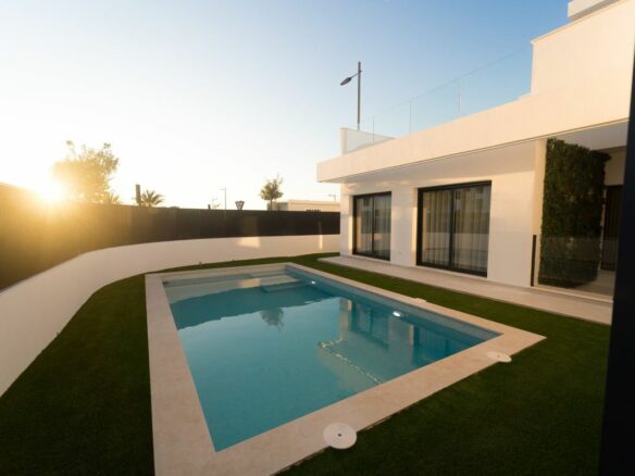 Villa Of 284 M² In Los Alcázares, Spain