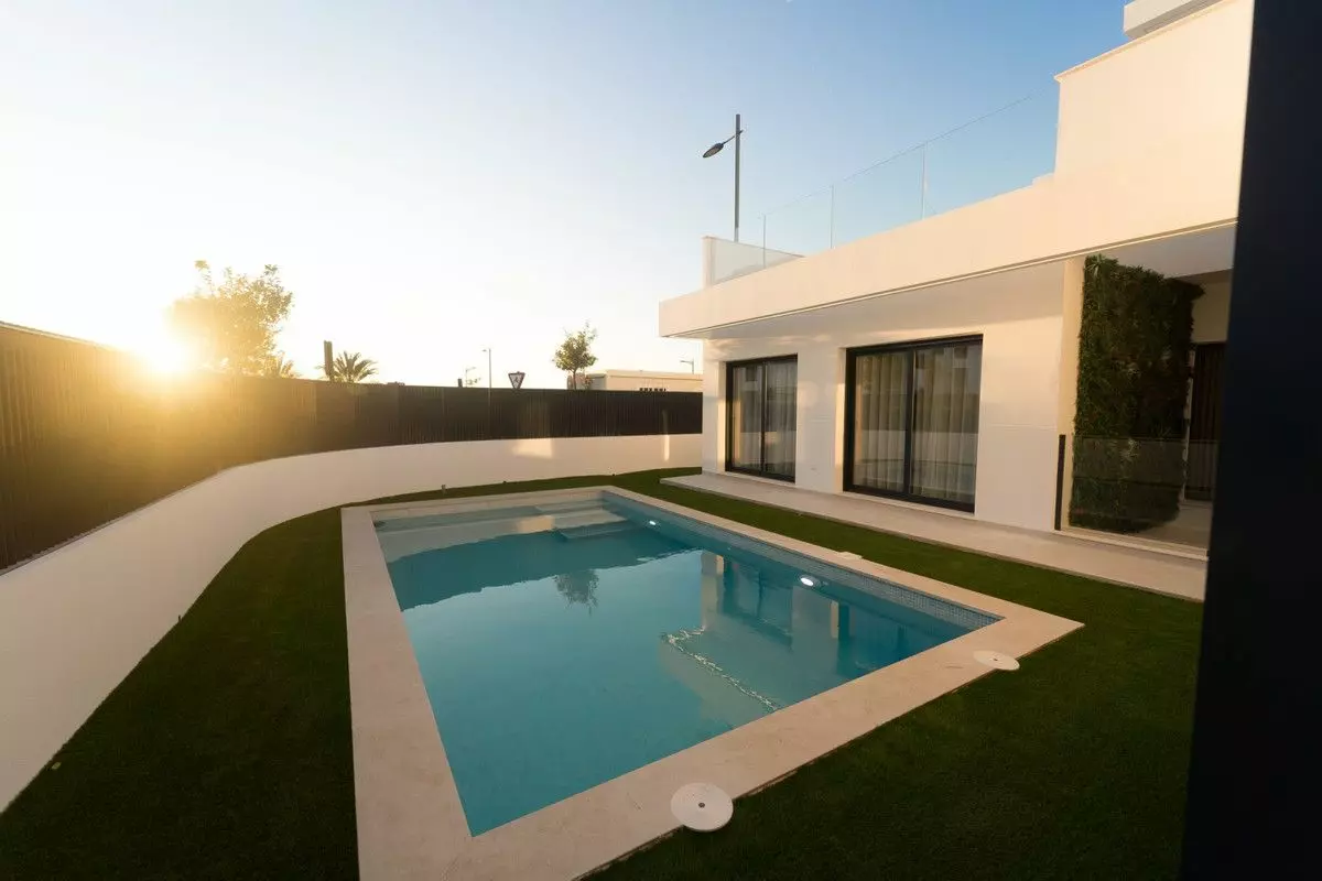 Villa Of 284 M² In Los Alcázares, Spain