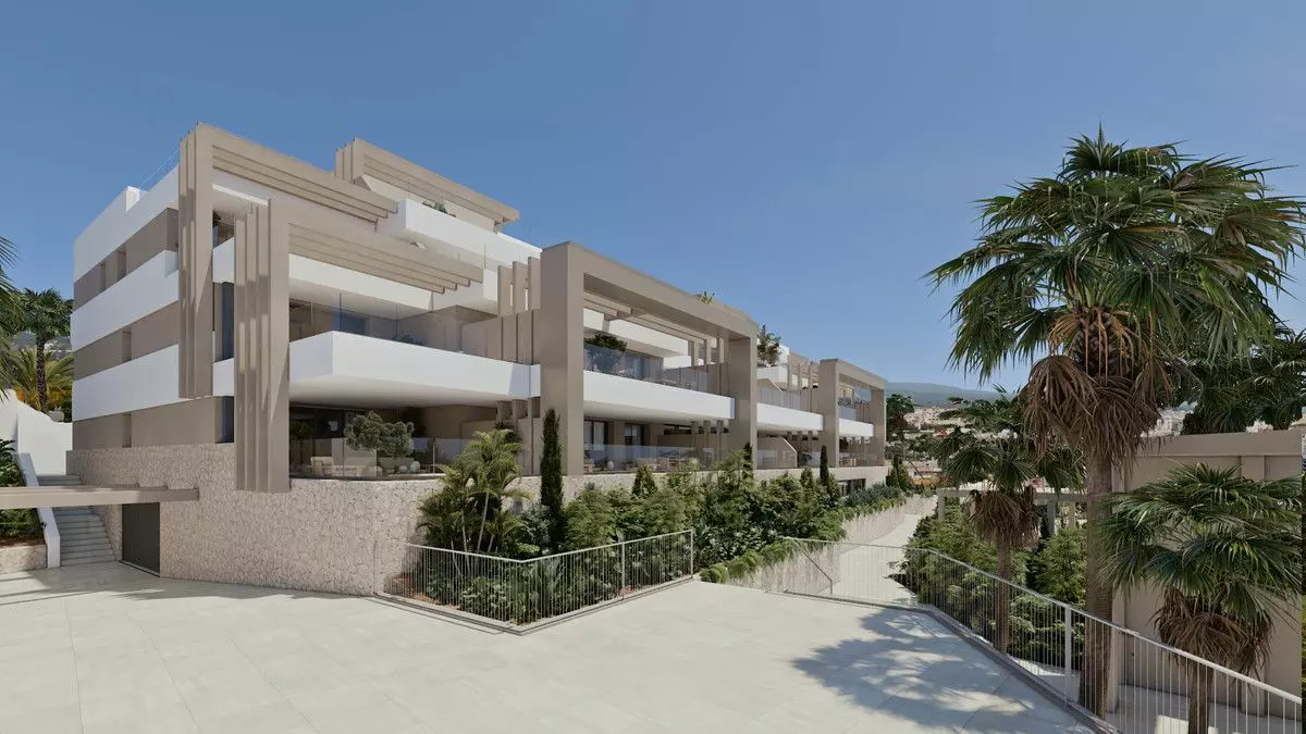 Apartment Of 105 M² In Estepona, Spain