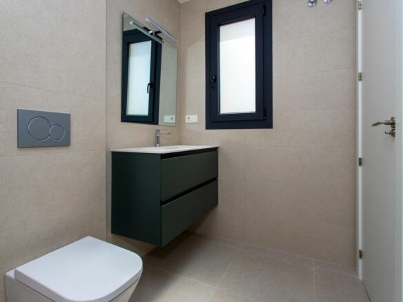 3-bedroom Villa In Monforte Del Cid, Spain (171 M²)