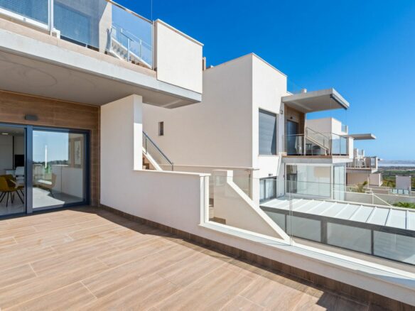 Villa Of 92 M² In San Miguel De Salinas, Spain