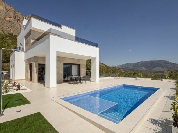 Villa Of 129 M² In Polop, Spain