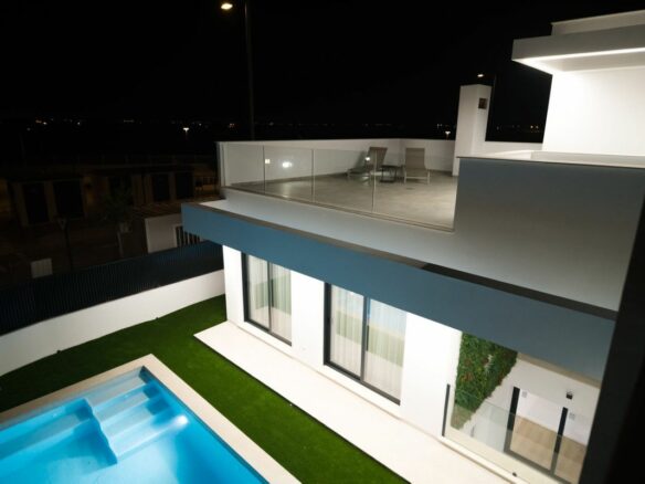 Villa Of 284 M² In Los Alcázares, Spain