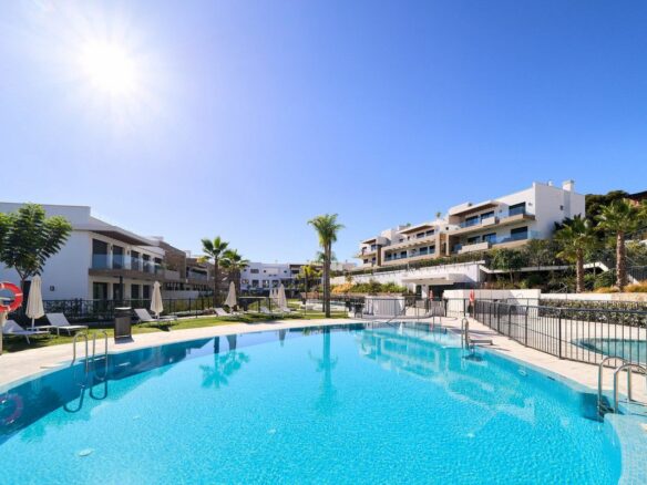 Apartment Of 92 M² In Estepona, Spain