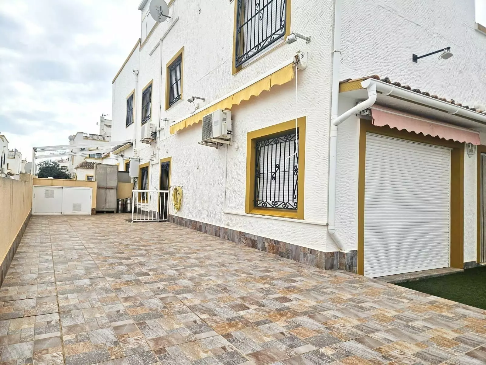 House Of 160 M² In Orihuela Costa, Spain