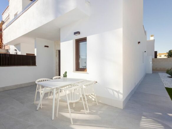 Villa Of 96 M² In Orihuela, Spain