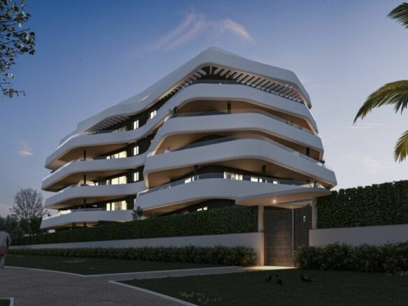 Apartment Of 111 M² With Sea Views In Torremolinos, Spain