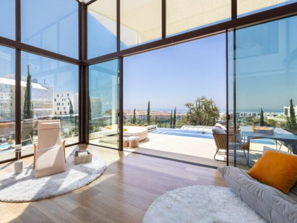 Villa Of 400 M² In Fuengirola, Spain