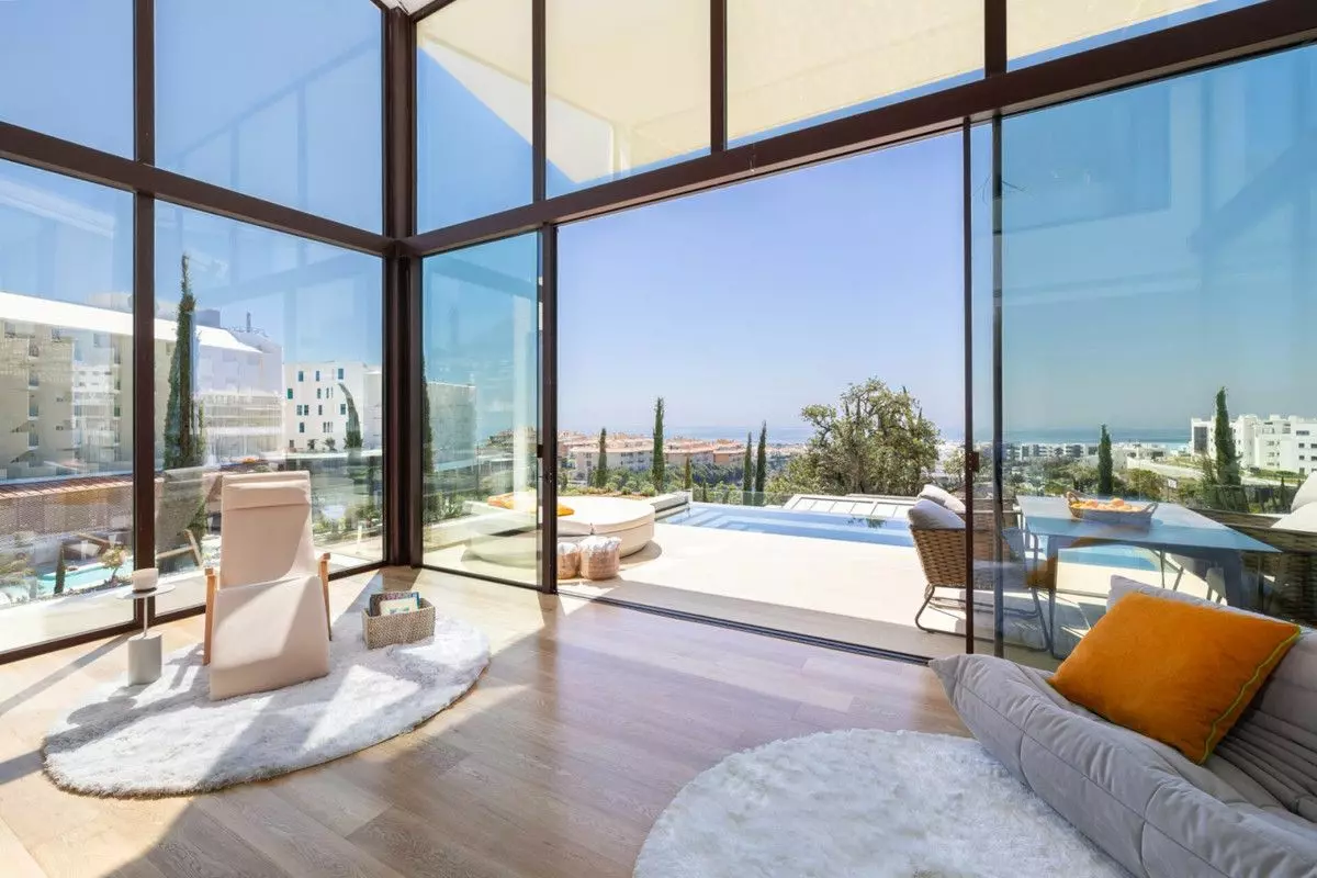 Villa Of 400 M² In Fuengirola, Spain