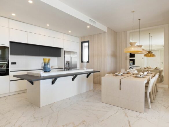 Apartment Of 205 M² In Estepona, Spain