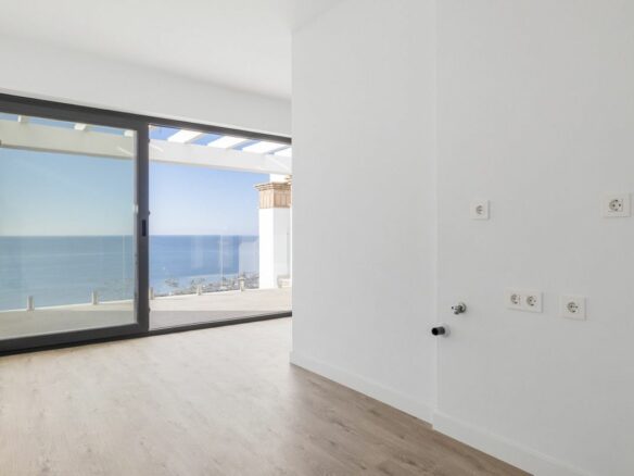 House Of 161 M² In Torrox Costa, Spain