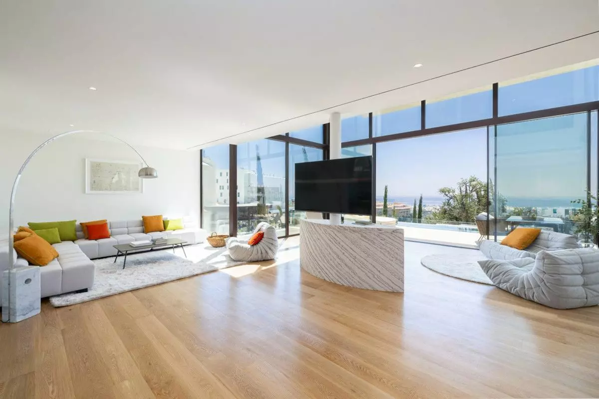 Villa Of 400 M² In Fuengirola, Spain