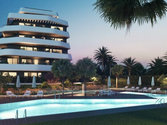 Apartment Of 111 M² With Sea Views In Torremolinos, Spain