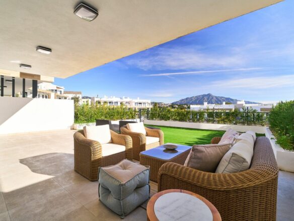 Apartment Of 92 M² In Estepona, Spain