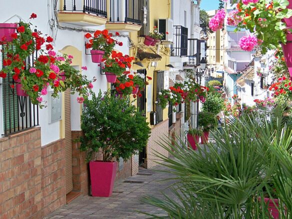 2-bedroom Apartment In Casares, Spain (83 M²)