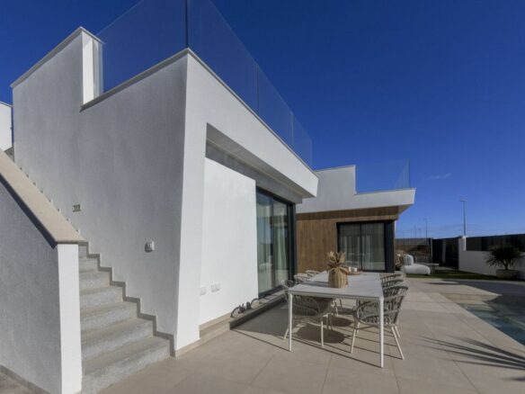 Villa Of 106 M² In Baños Y Mendigo, Spain
