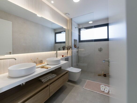 Villa Of 123 M² In Baños Y Mendigo, Spain