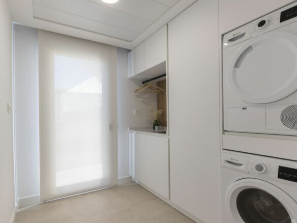 Villa Of 123 M² In Baños Y Mendigo, Spain