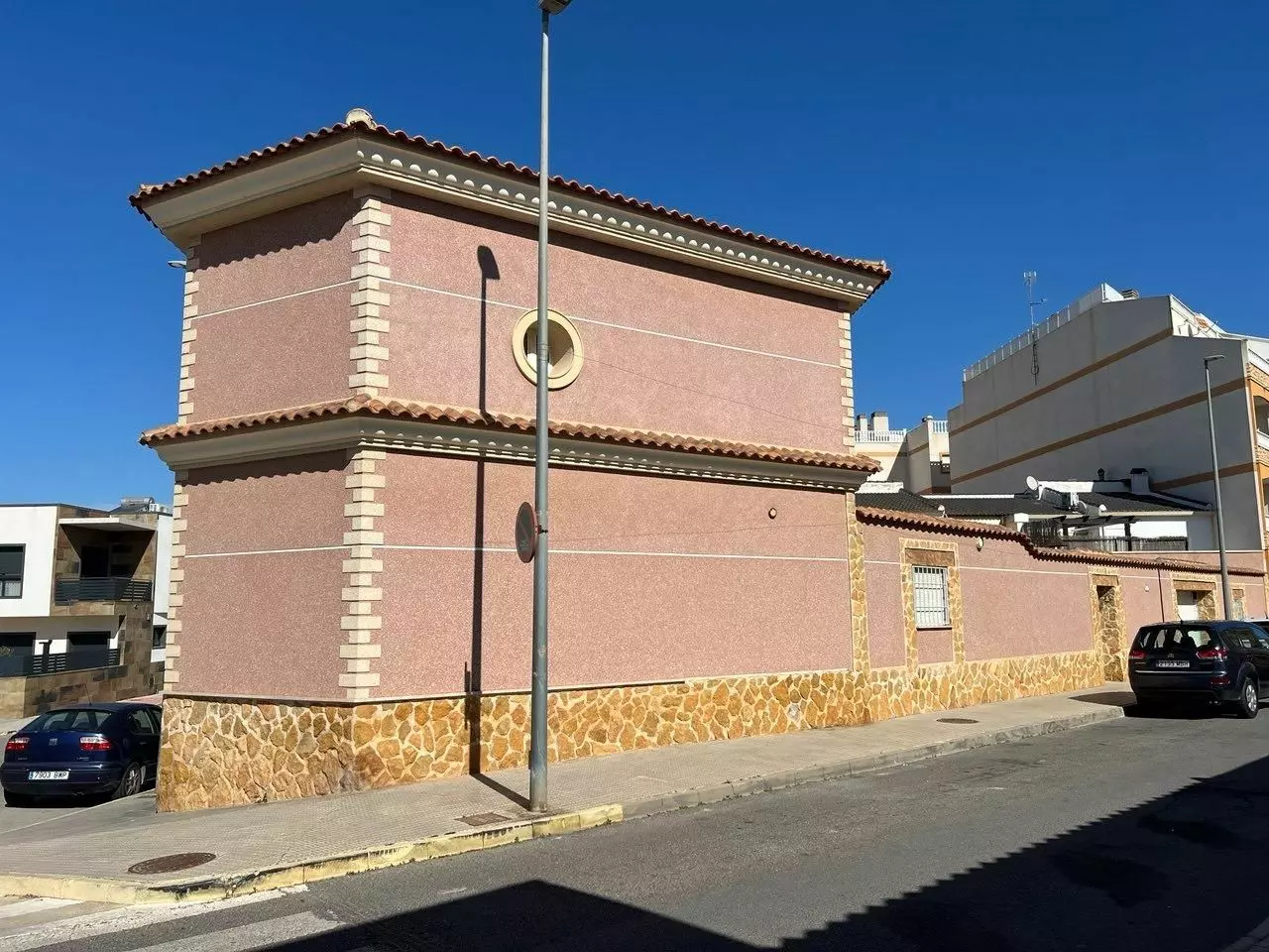 Villa Of 322 M² In Formentera Del Segura