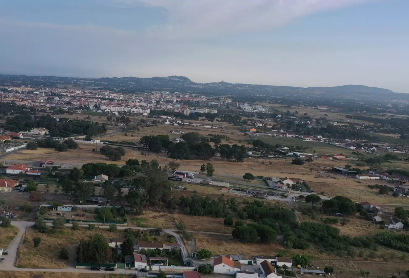 Flat Rustic Land Of 11,750 M² With Spectacular Lisbon Views And Exclusive Access — Fonte Da Vaca, Pinhal Novo