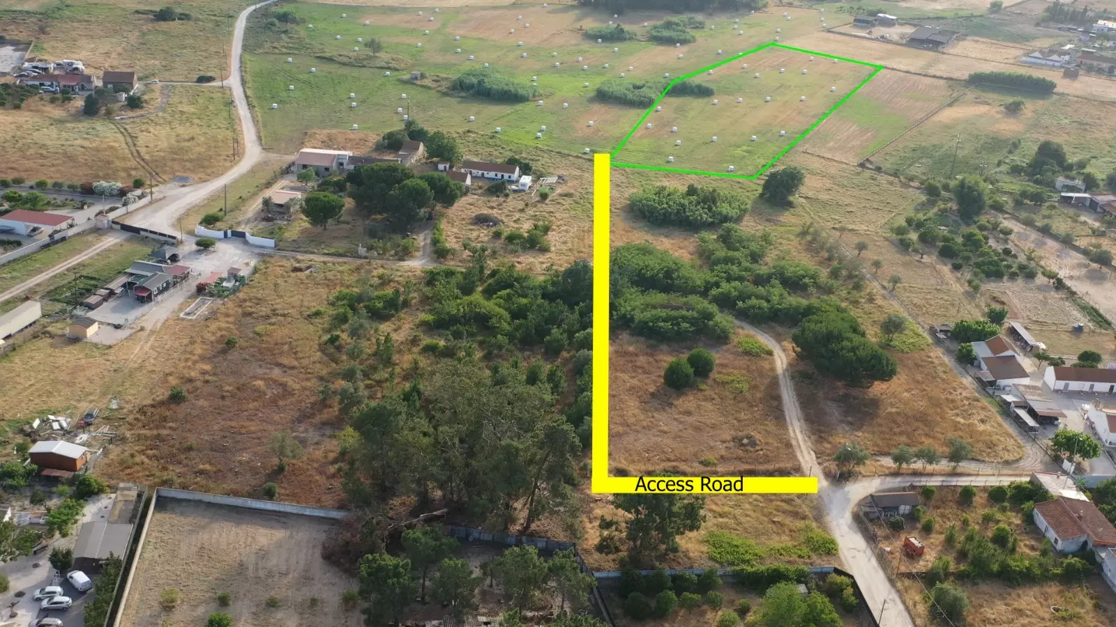 Flat Rustic Land Of 11,750 M² With Spectacular Lisbon Views And Exclusive Access — Fonte Da Vaca, Pinhal Novo