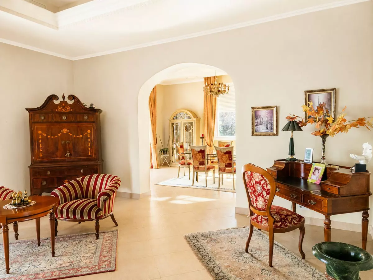 Detached Villa Of 800 M² In Estepona, Spain